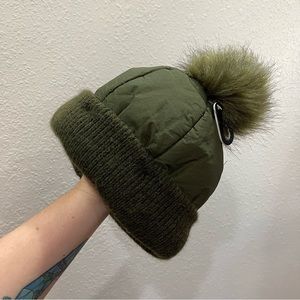 Zara Kid's Unisex Boy's Girl's Toddler's Green Pom Pom Winter Beanie Hat